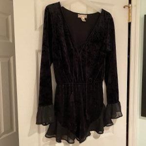 Band of Gypsies Junior Large Black Dress